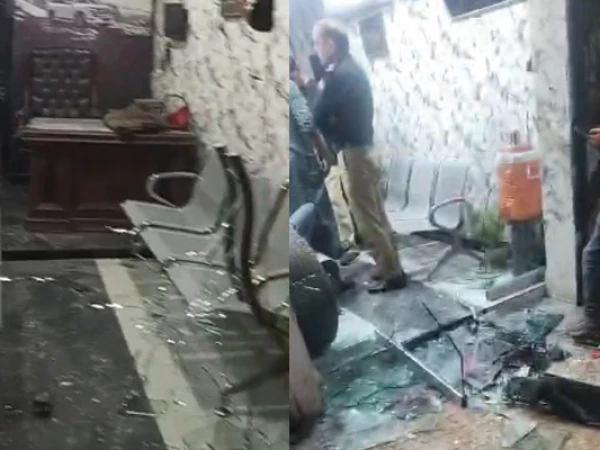 60 لاکھ روپے بھتہ نہ دینے کی سزا، کار شوروم پر نامعلوم مسلح افراد کی اندھا دھند فائرنگ 60 لاکھ روپے بھتہ نہ دینے کی سزا، کار شوروم پر نامعلوم مسلح افراد کی اندھا دھند فائرنگ